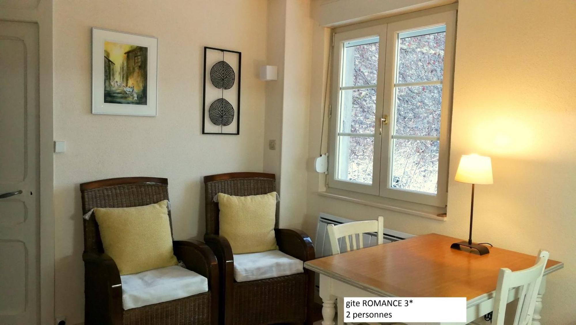 Le Cadran Solaire Romance Classe 3 Etoiles Et 3 Cles Sancey エクステリア 写真