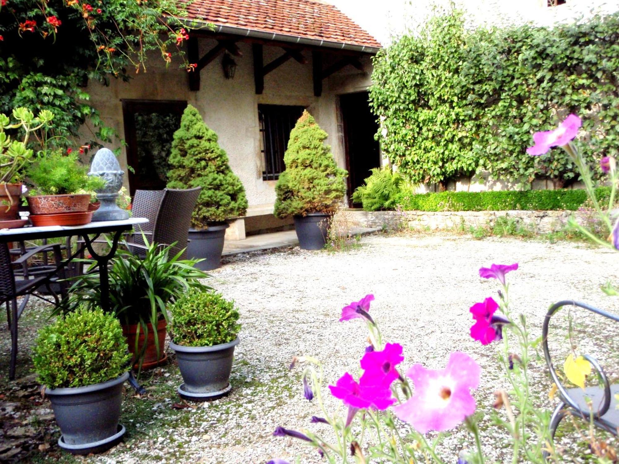 Le Cadran Solaire Romance Classe 3 Etoiles Et 3 Cles Sancey エクステリア 写真